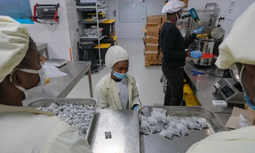 00cocoa-factory-03-vqlz-superJumbo